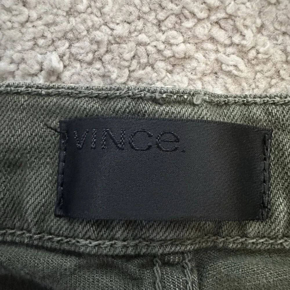 Vince Jeans Women’s Size 24 Green Lightly Distressed Skinny Fit Light Fading - Picture 3 of 12